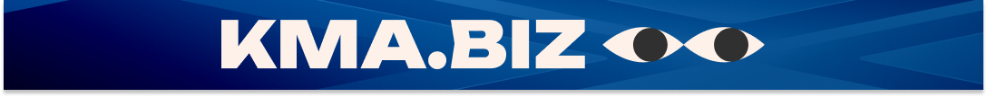 Логотип KMA.BIZ на синем фоне с иконками глаз.